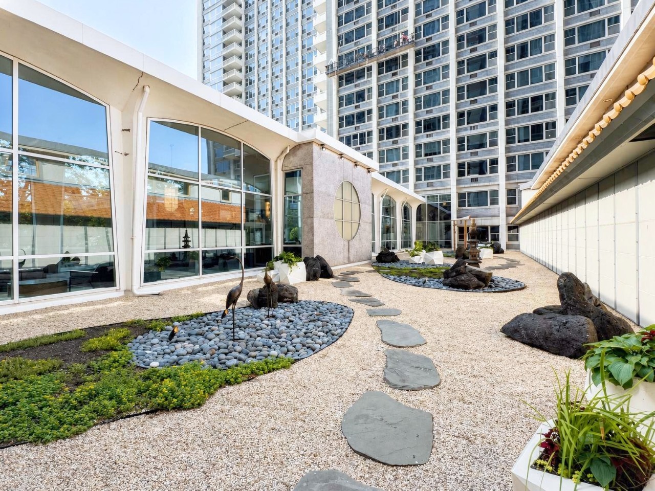 4250 N Marine Drive Unit: 716