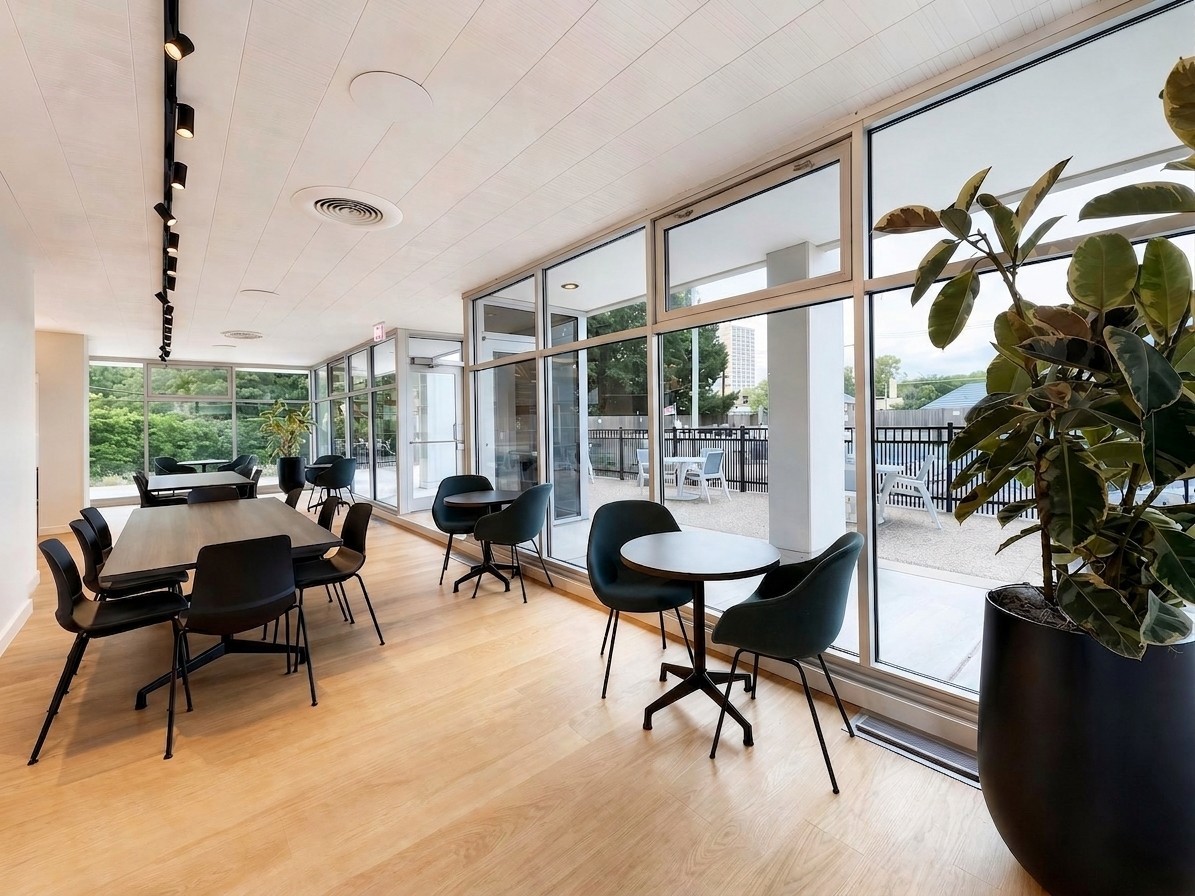 4250 N Marine Drive Unit: 716