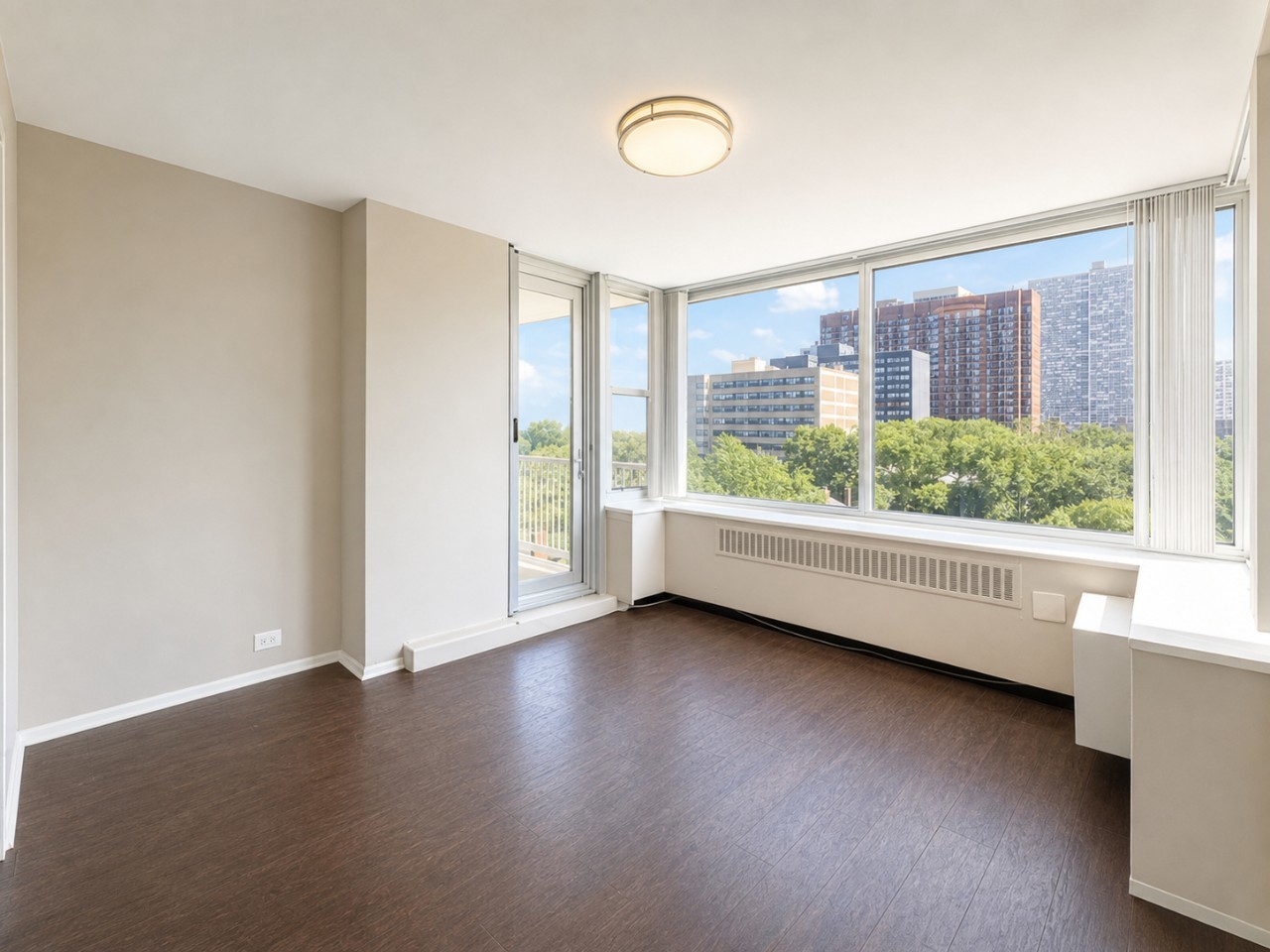 4250 N Marine Drive Unit: 716