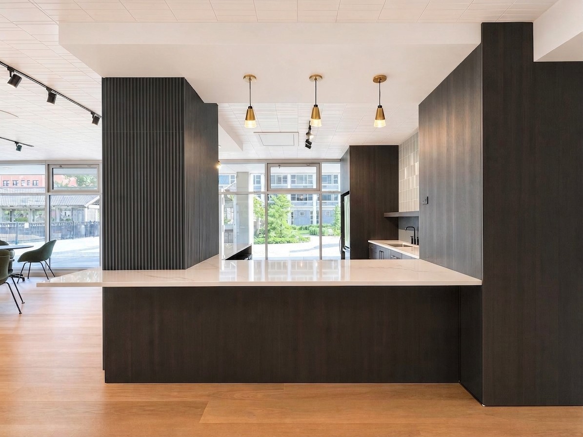 4250 N Marine Drive Unit: 716