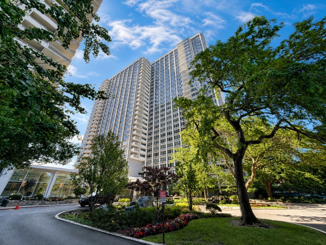4250 N Marine Drive Unit: 716