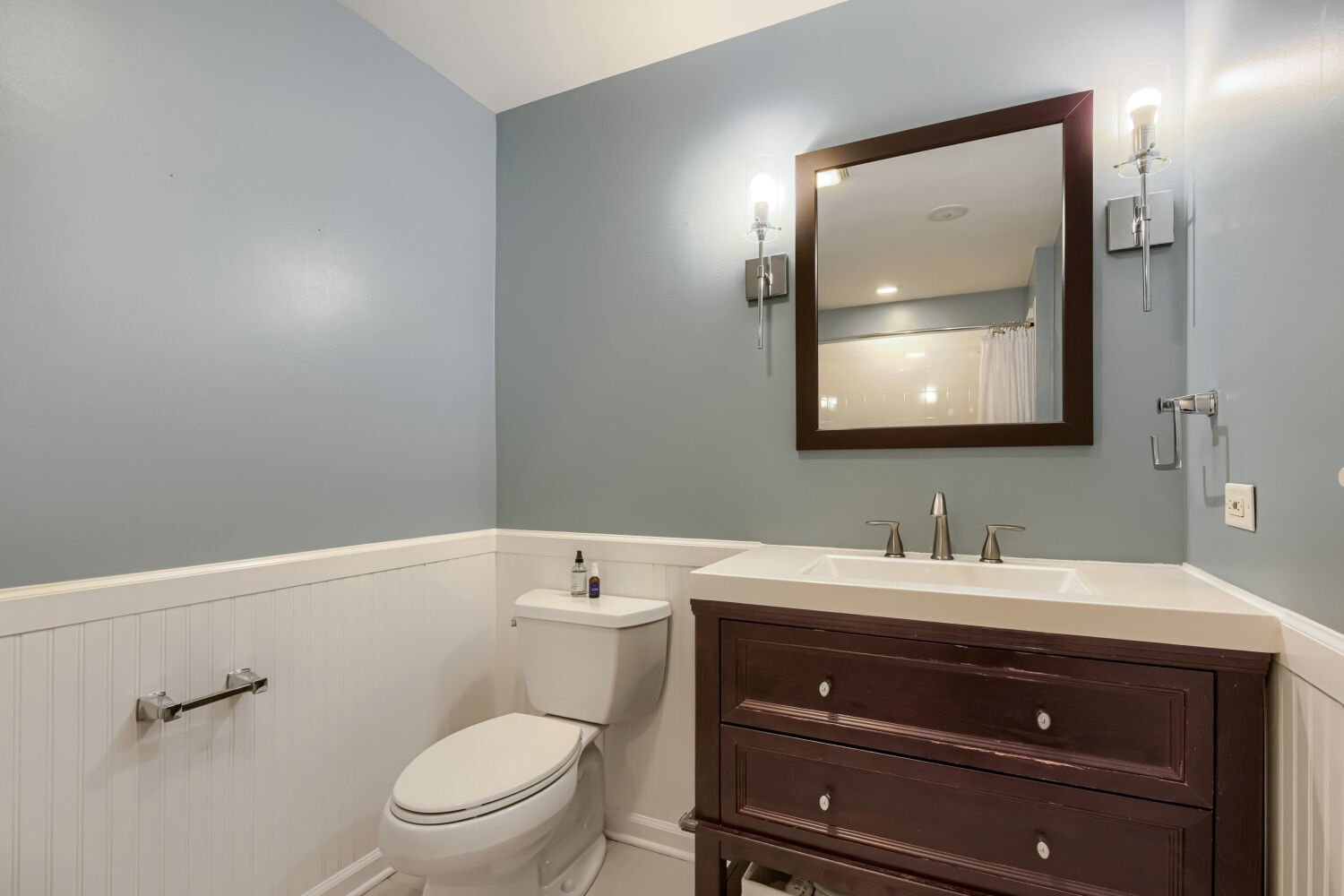 4647 N Kenmore Avenue Unit: B