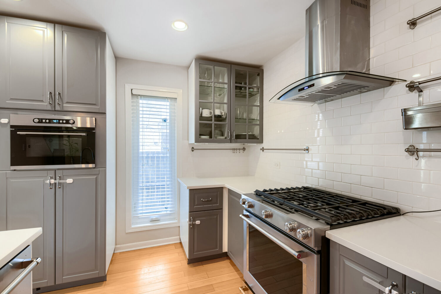 4647 N Kenmore Avenue Unit: B