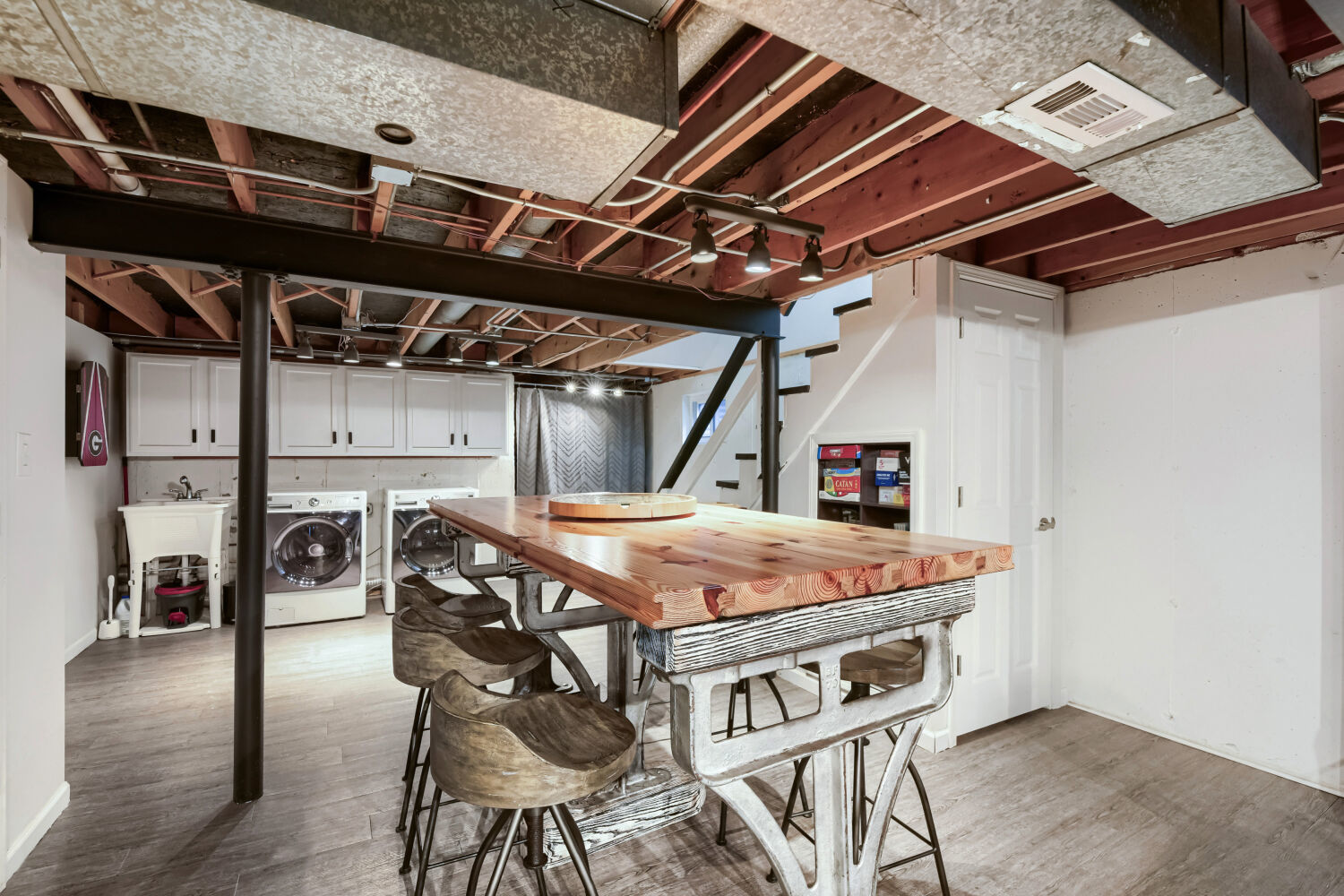 4647 N Kenmore Avenue Unit: B