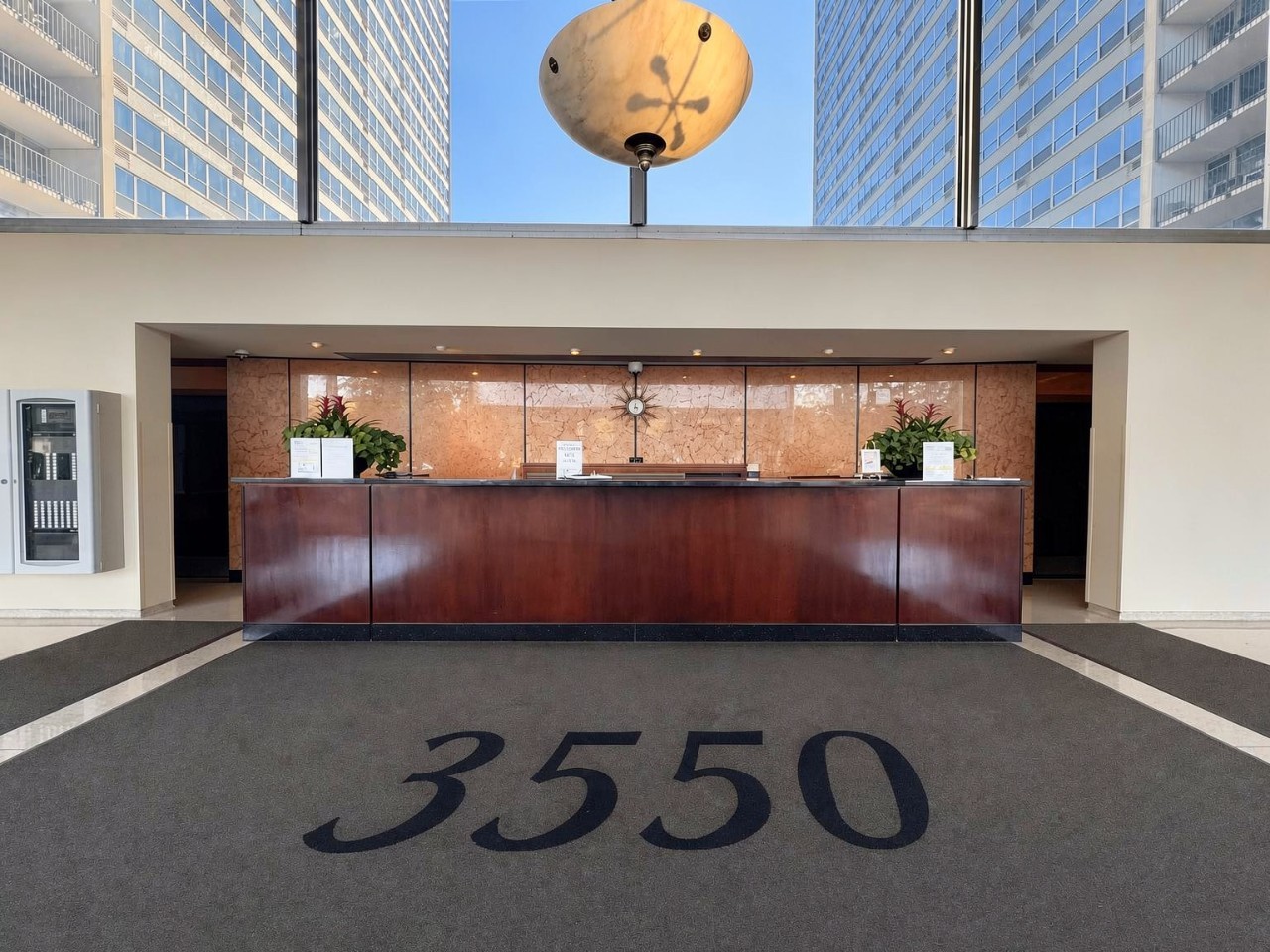 3550 N Lake Shore Drive Unit: 1806