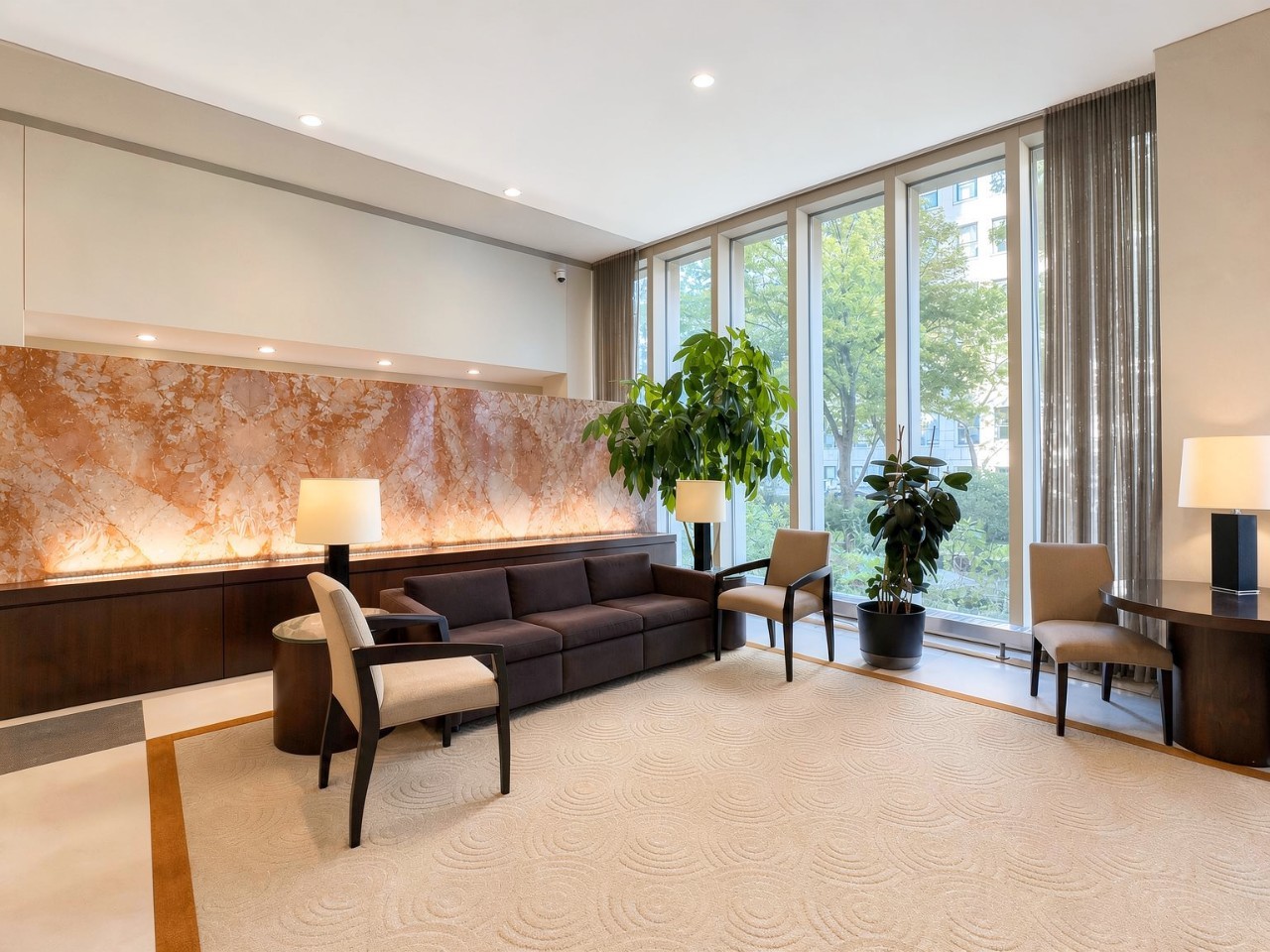3550 N Lake Shore Drive Unit: 1806