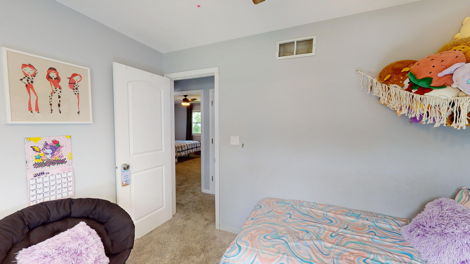 11S556 Book Road
