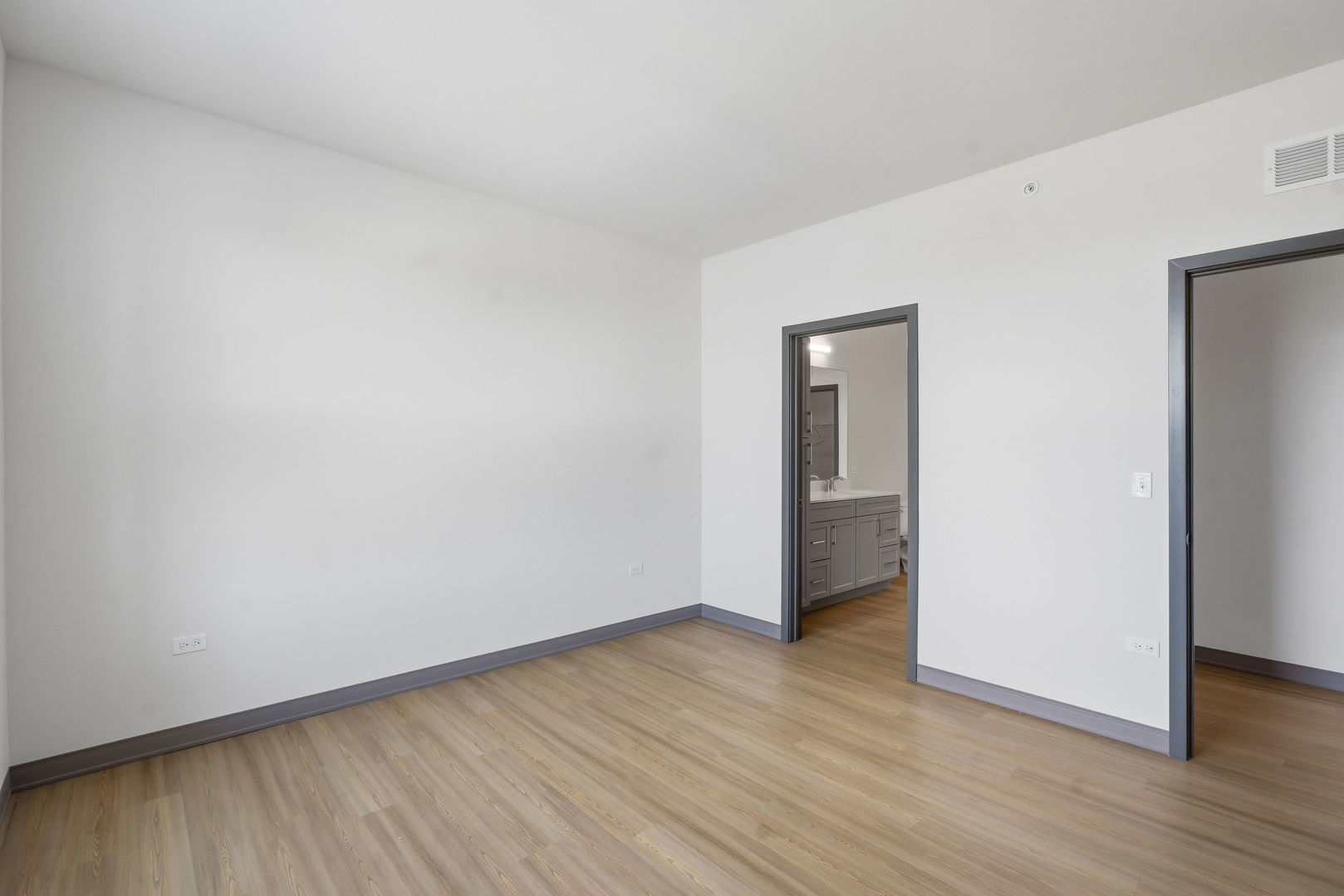 1217 Rock Run Crossings Drive Unit: 211