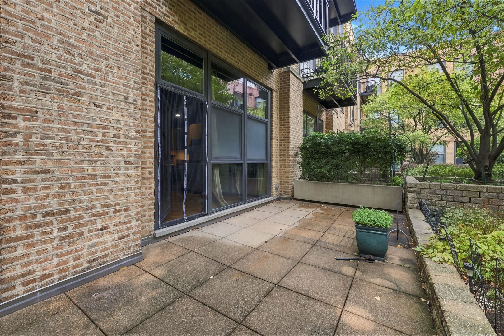 1040 W ADAMS Street Unit: 268