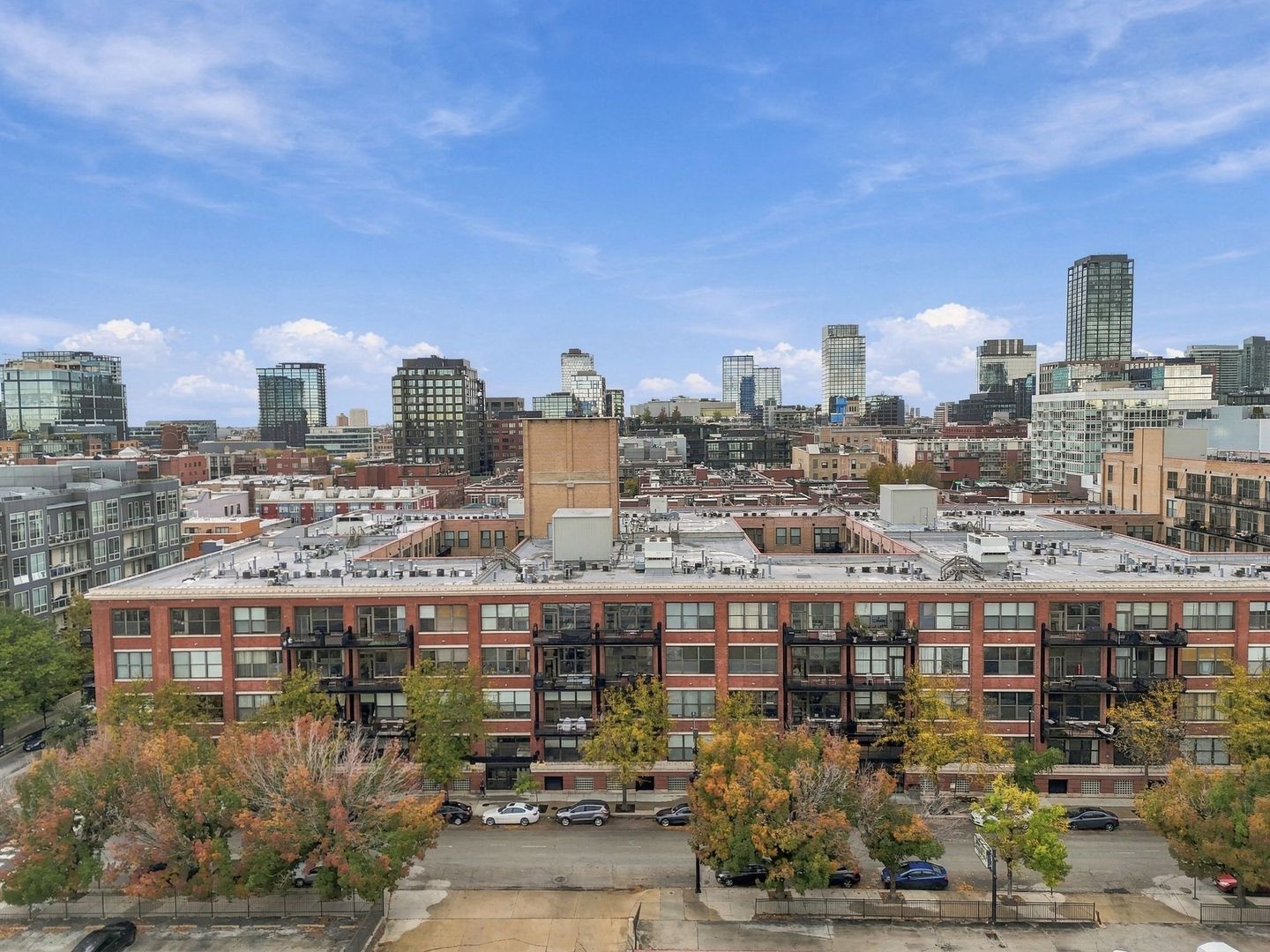 1040 W ADAMS Street Unit: 268