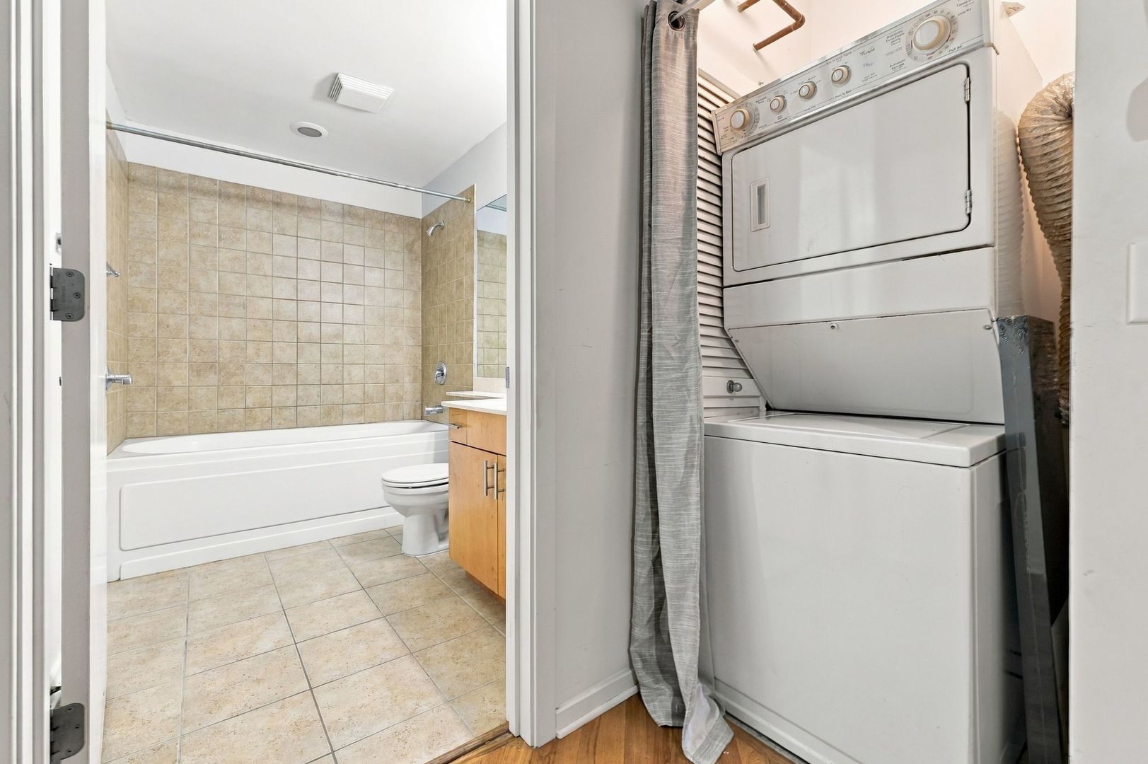 1040 W ADAMS Street Unit: 268