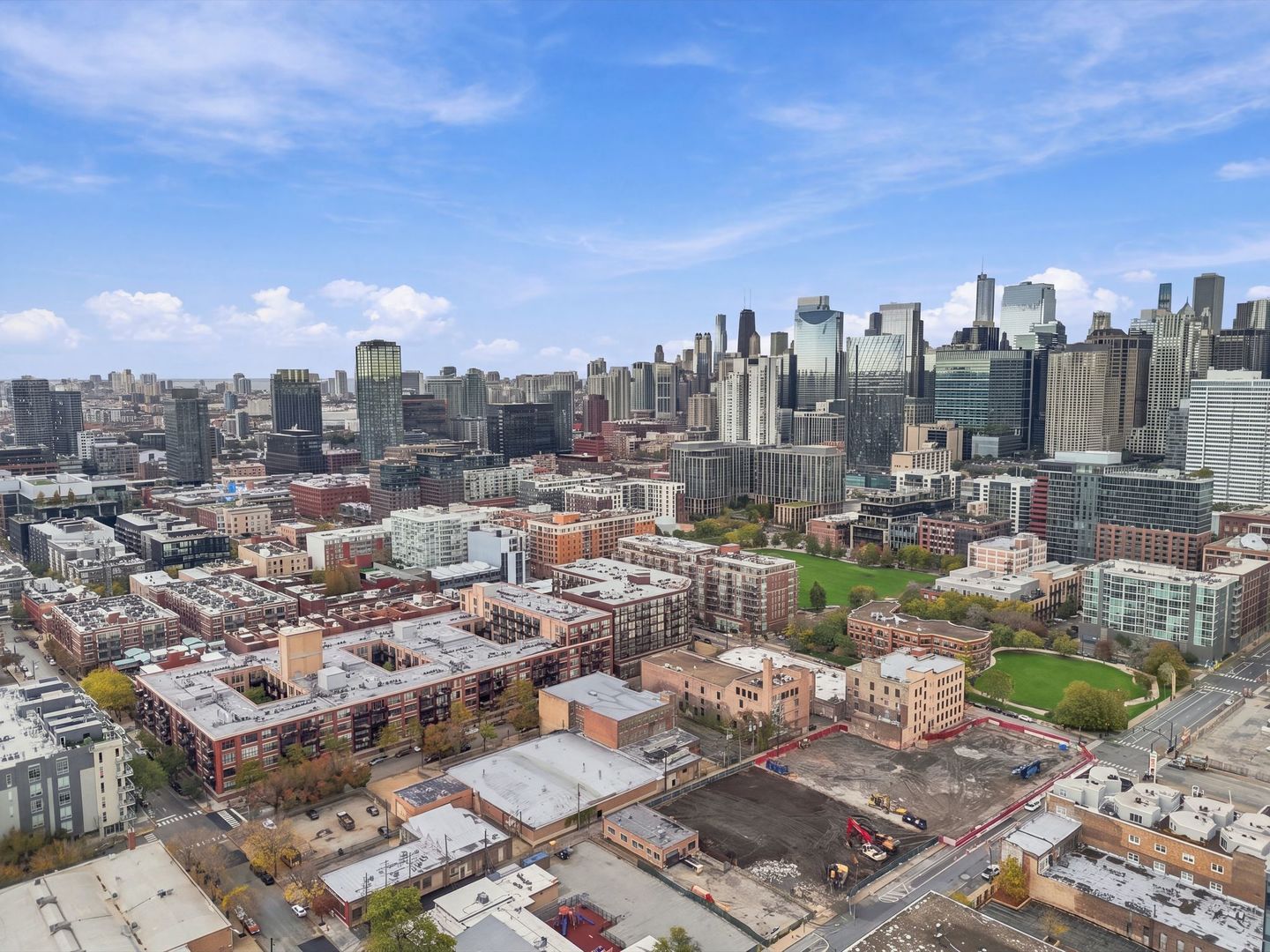 1040 W ADAMS Street Unit: 268
