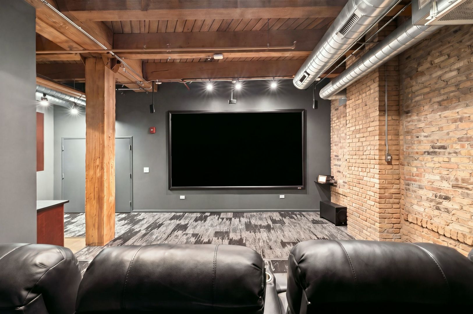 1040 W ADAMS Street Unit: 268