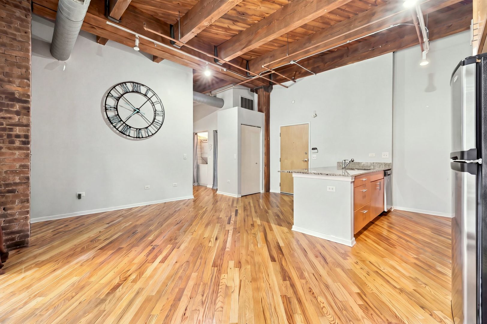 1040 W ADAMS Street Unit: 268