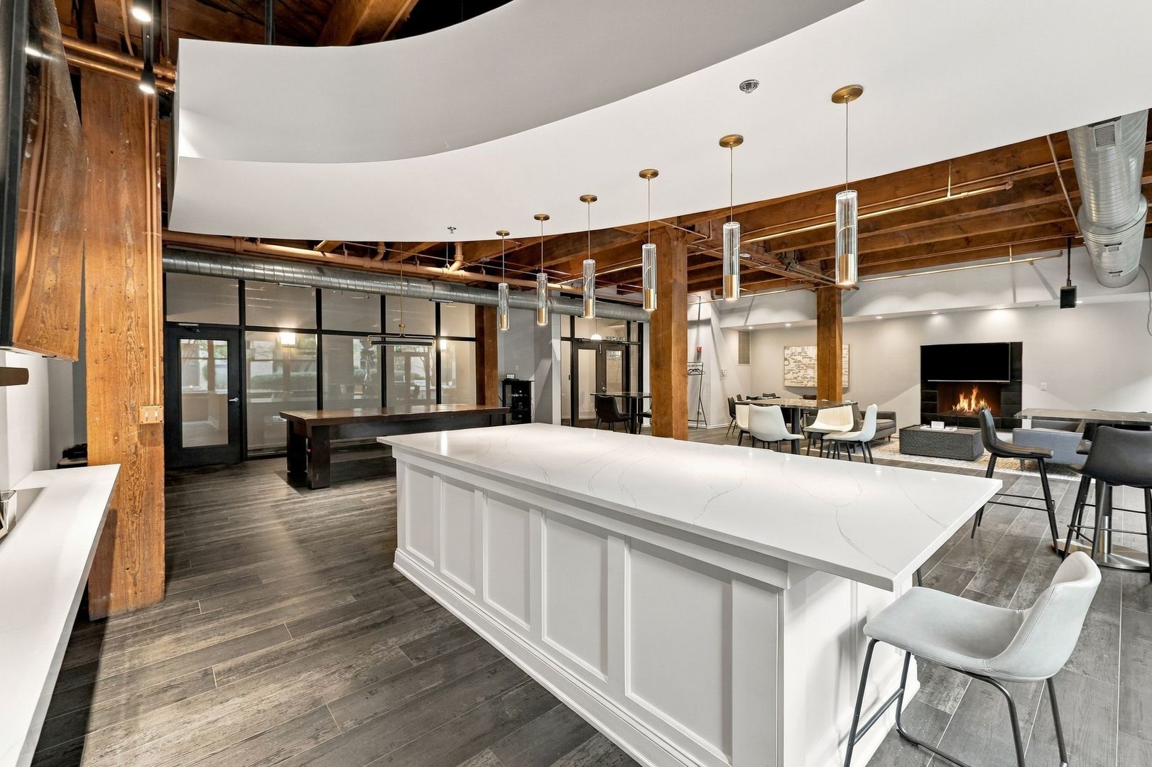 1040 W ADAMS Street Unit: 268