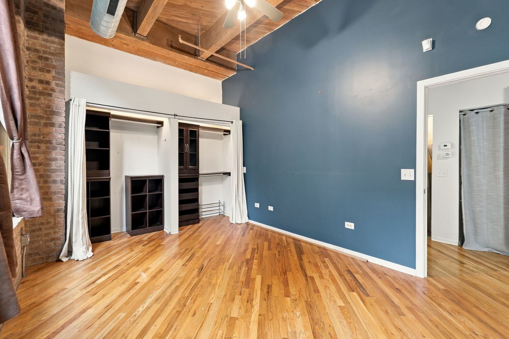 1040 W ADAMS Street Unit: 268