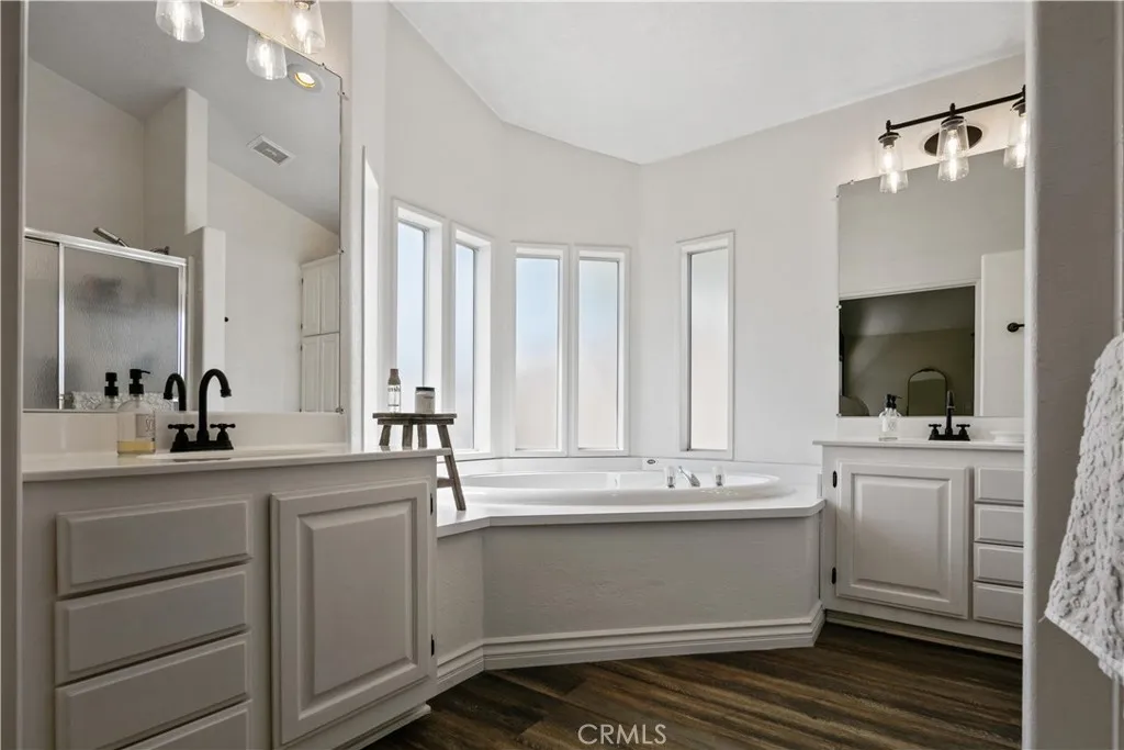 20076 Canyon View Drive