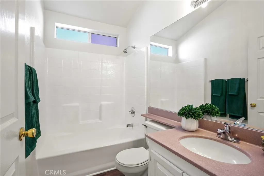 20208 Northcliff Drive