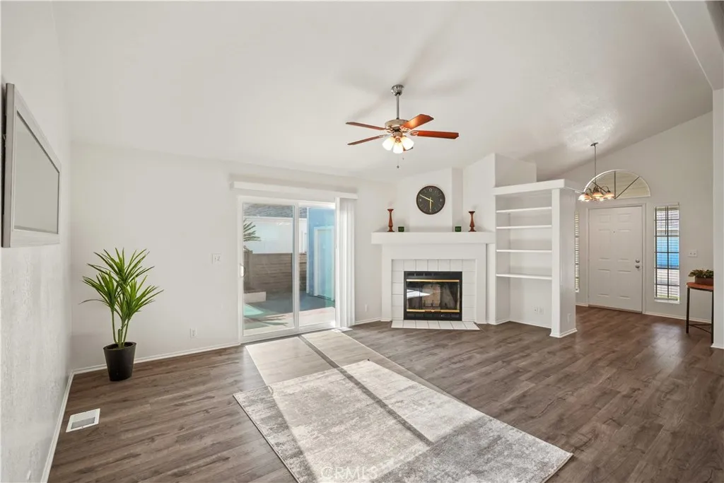 20208 Northcliff Drive