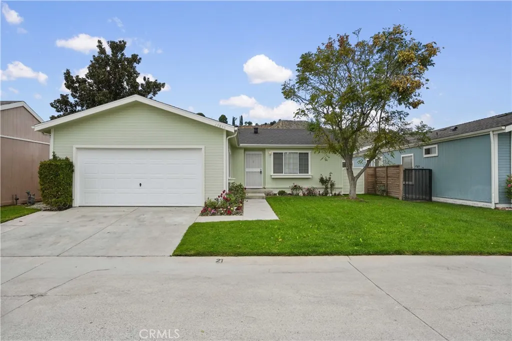 19853 Cottonwood Drive