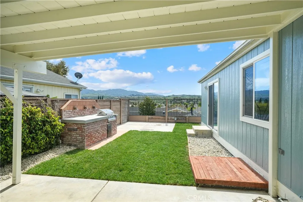 20090 Northcliff Drive