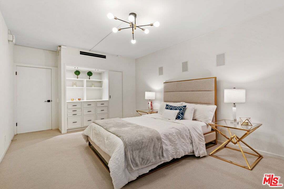 10450 Wilshire Blvd Unit: 2E