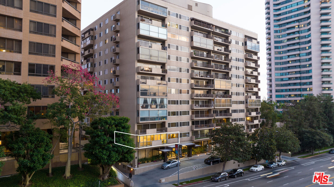 10450 Wilshire Blvd Unit: 2E