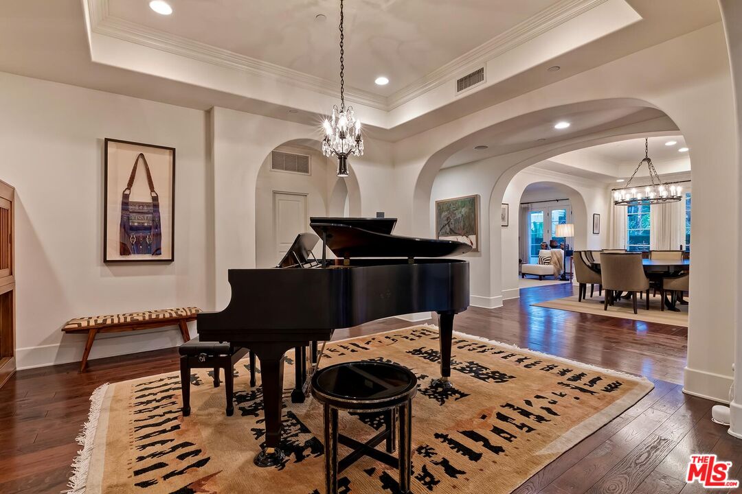 558 Hillgreen Dr Unit: 107