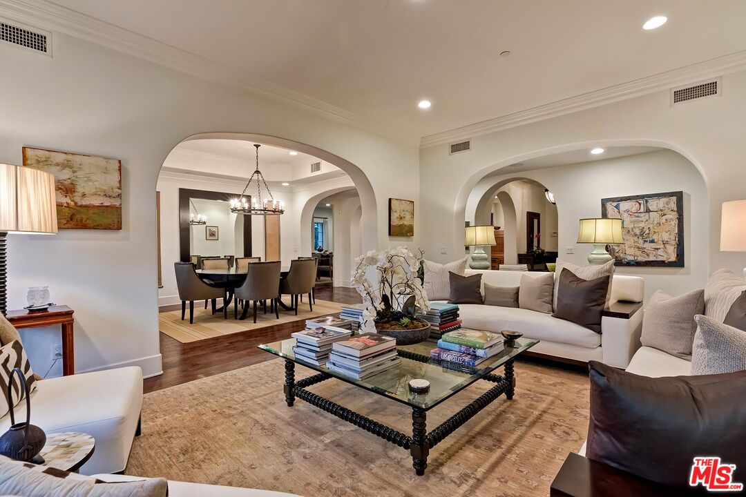 558 Hillgreen Dr Unit: 107