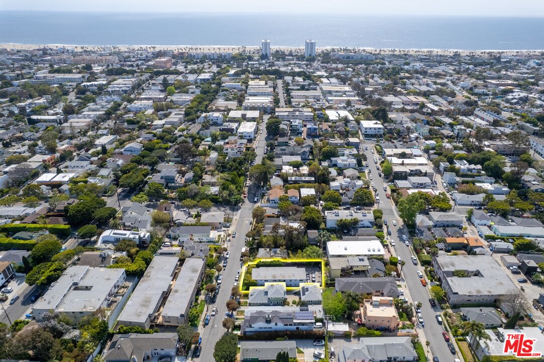 717 Raymond Ave Unit: 4