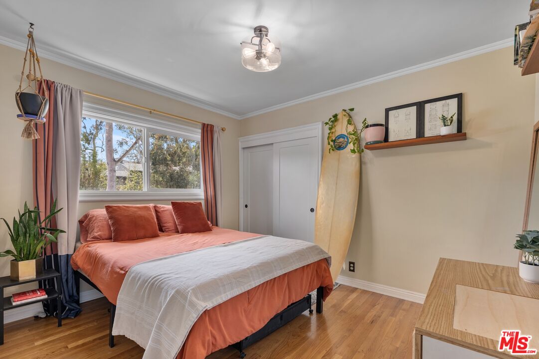 717 Raymond Ave Unit: 4