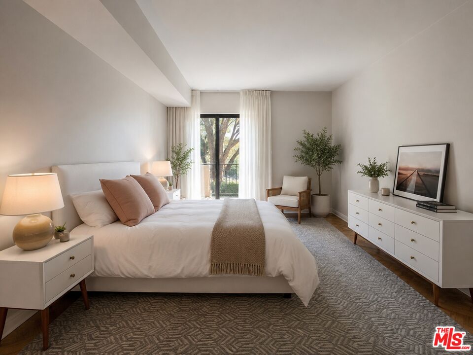 141 S Linden Dr Unit: 204