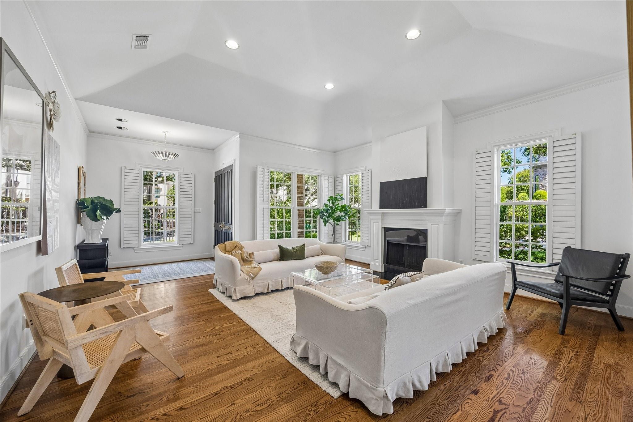40 Hackberry Lane