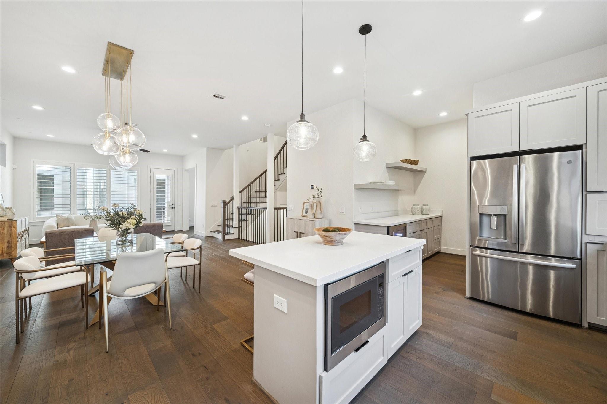 1122 Thompson Street