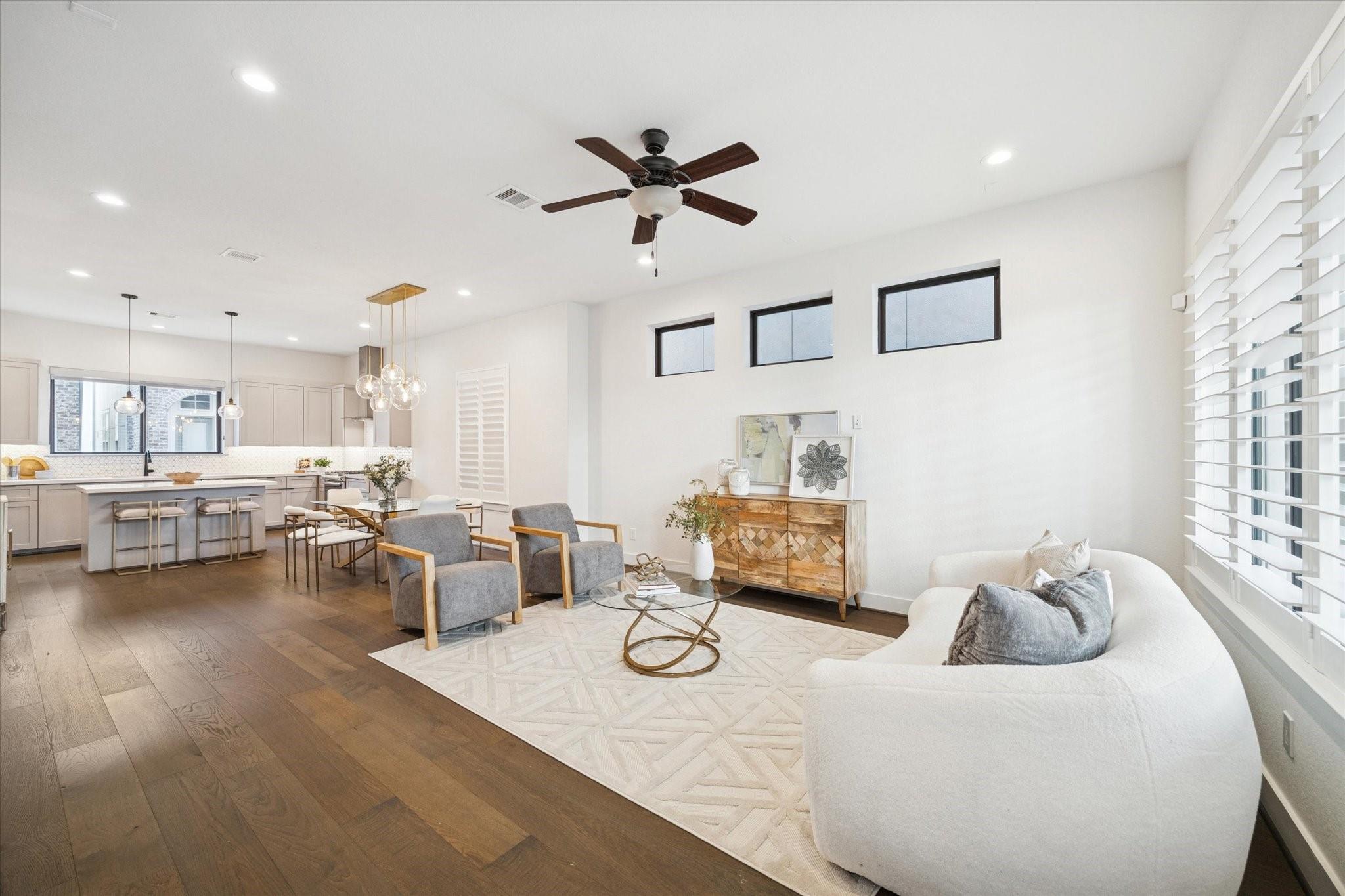 1122 Thompson Street