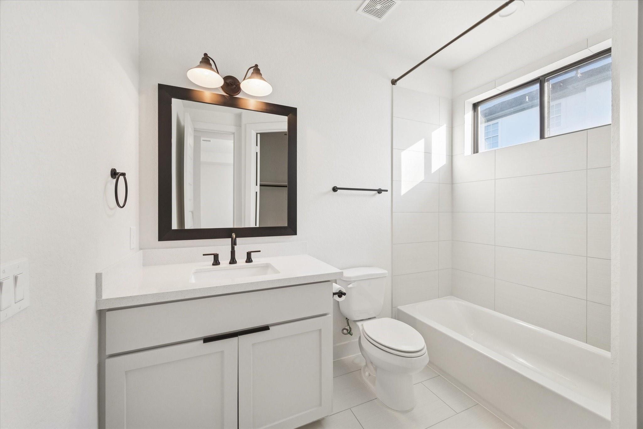 1122 Thompson Street