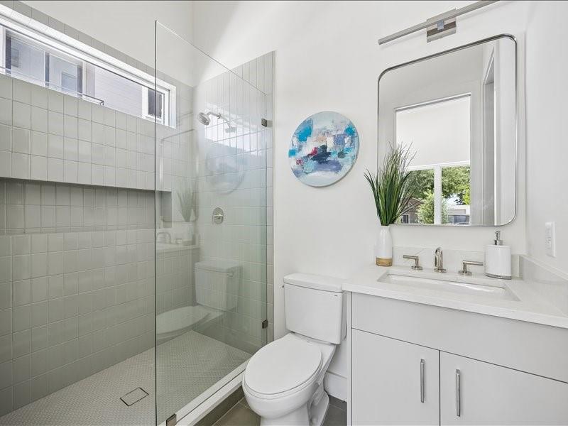 729 W 21st Street # C