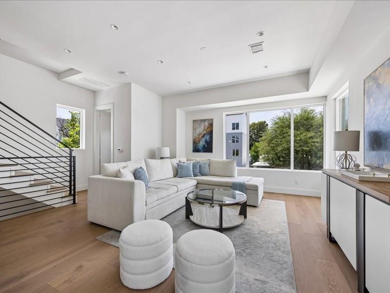 729 W 21st Street # C