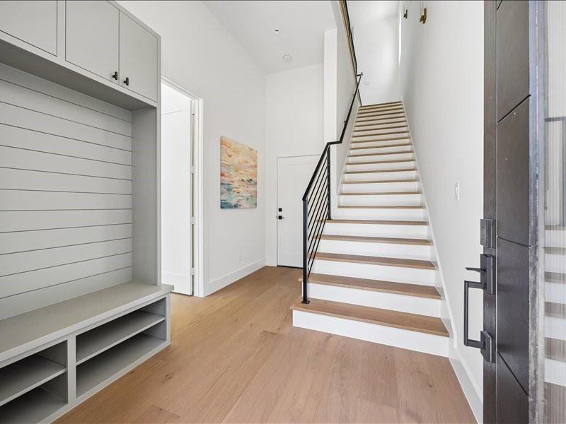 729 W 21st Street # C