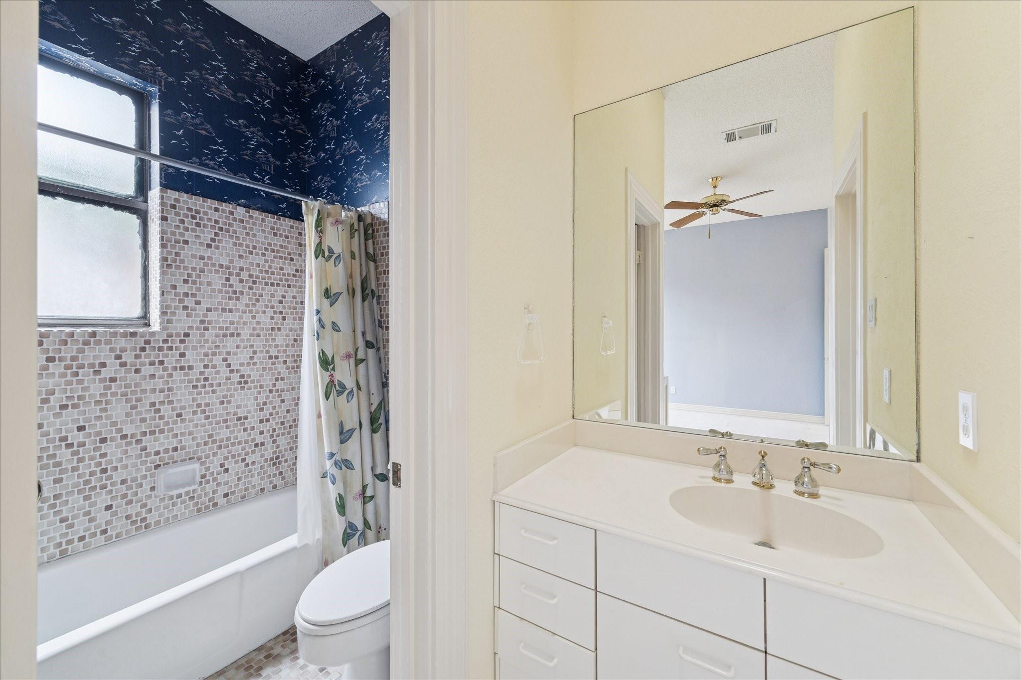 5610 San Felipe Street