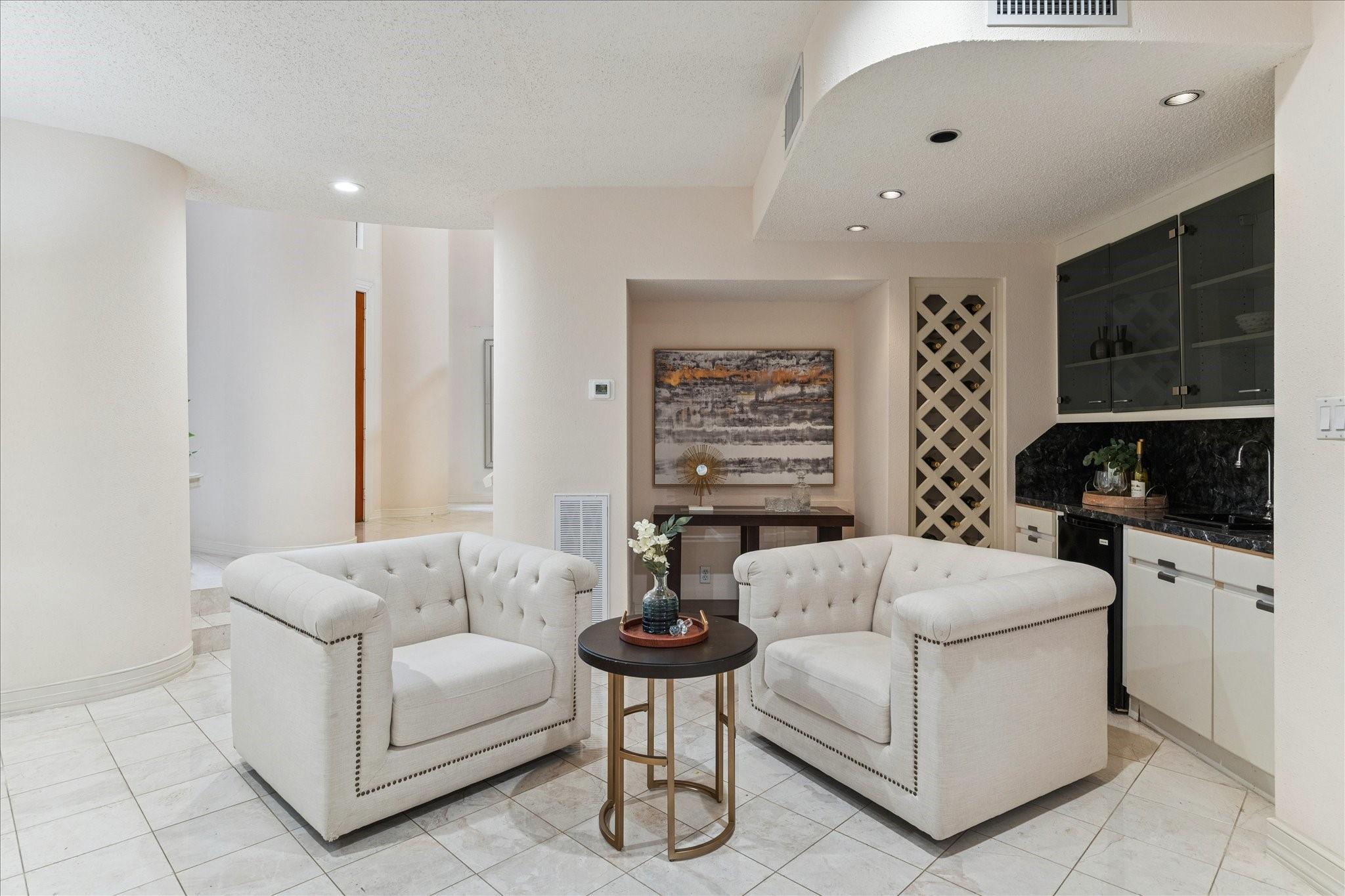 5610 San Felipe Street