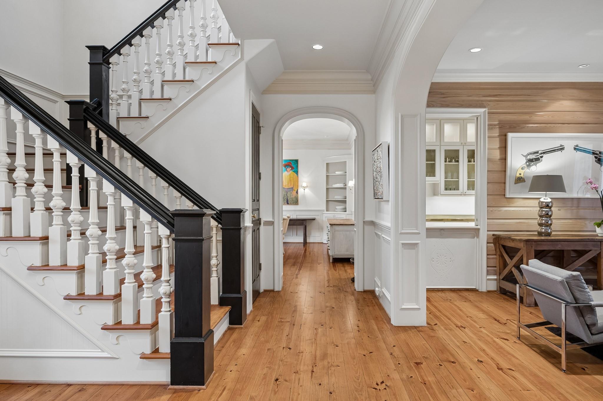 4702 Ivanhoe Street