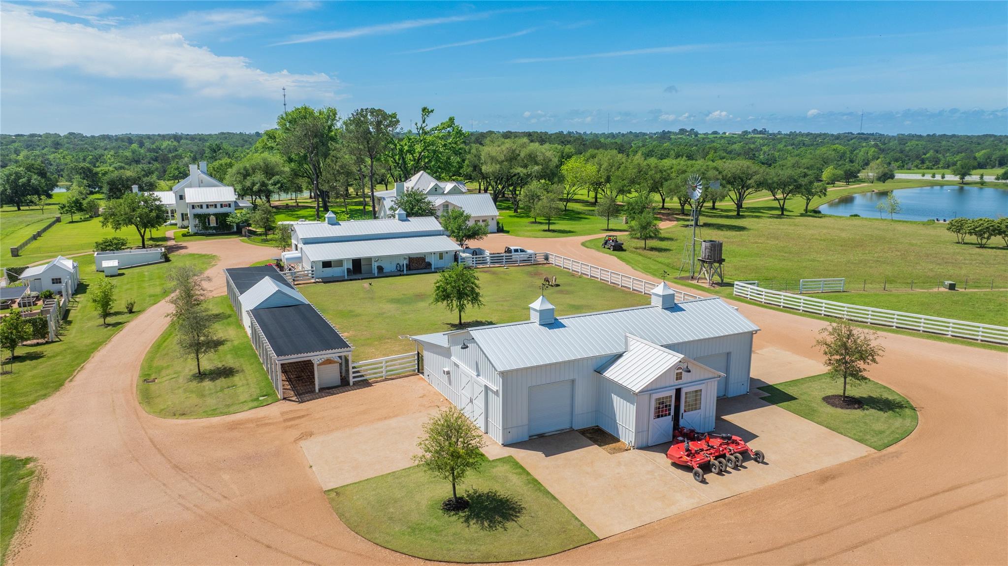 2228 Centerhill Road