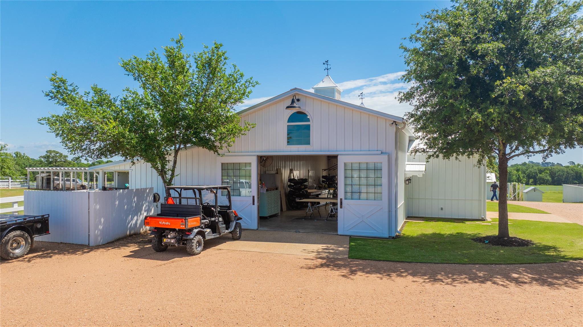 2228 Centerhill Road