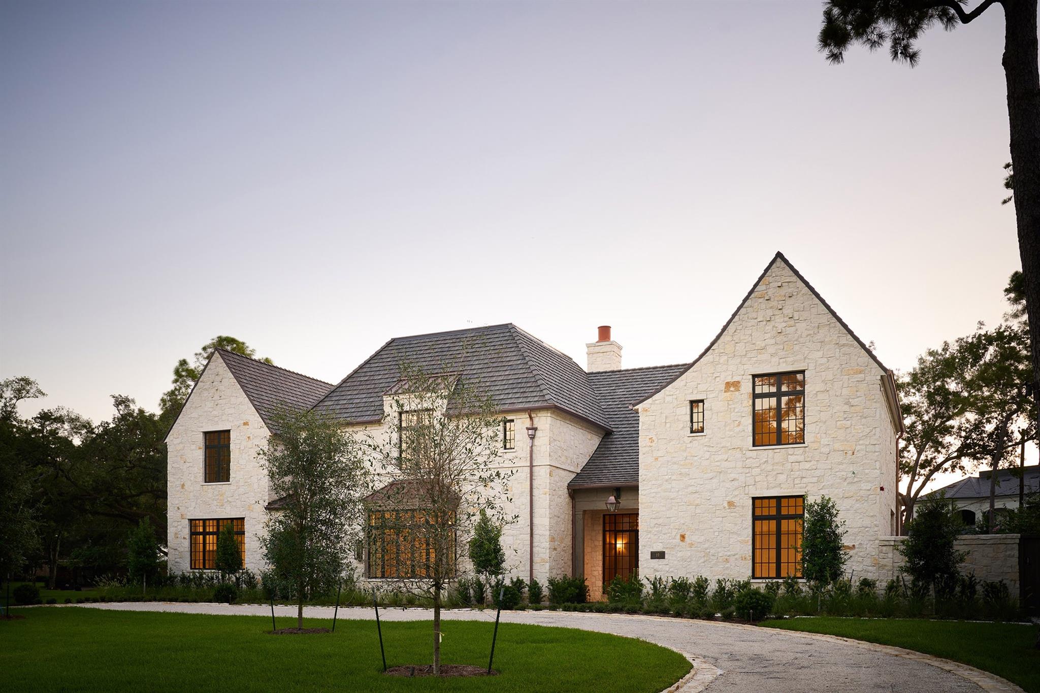 19 Willowron Drive