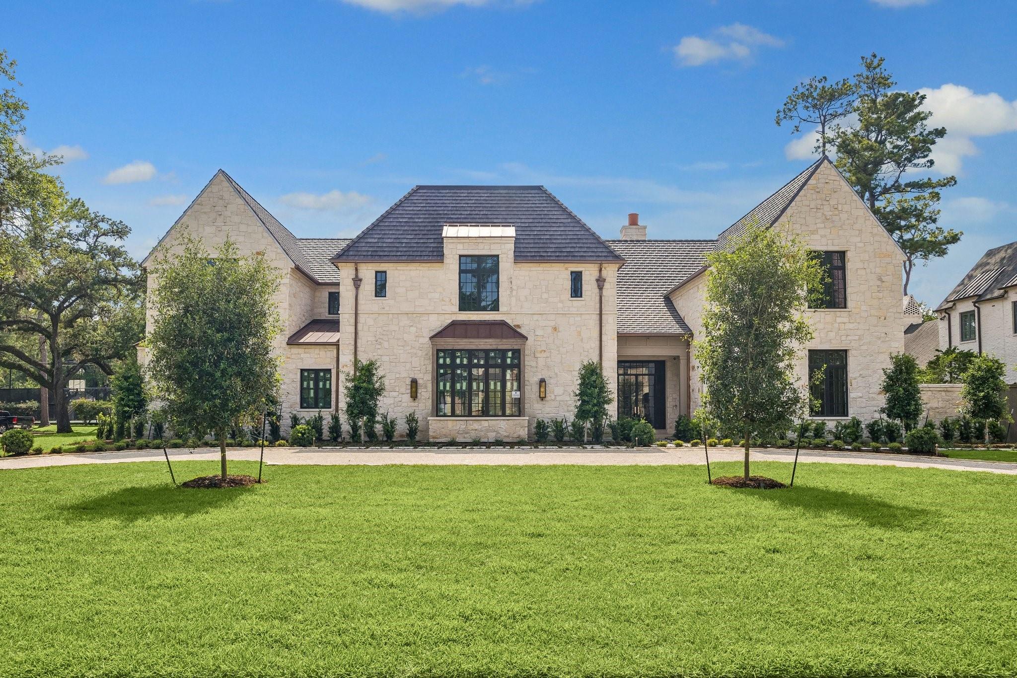 19 Willowron Drive