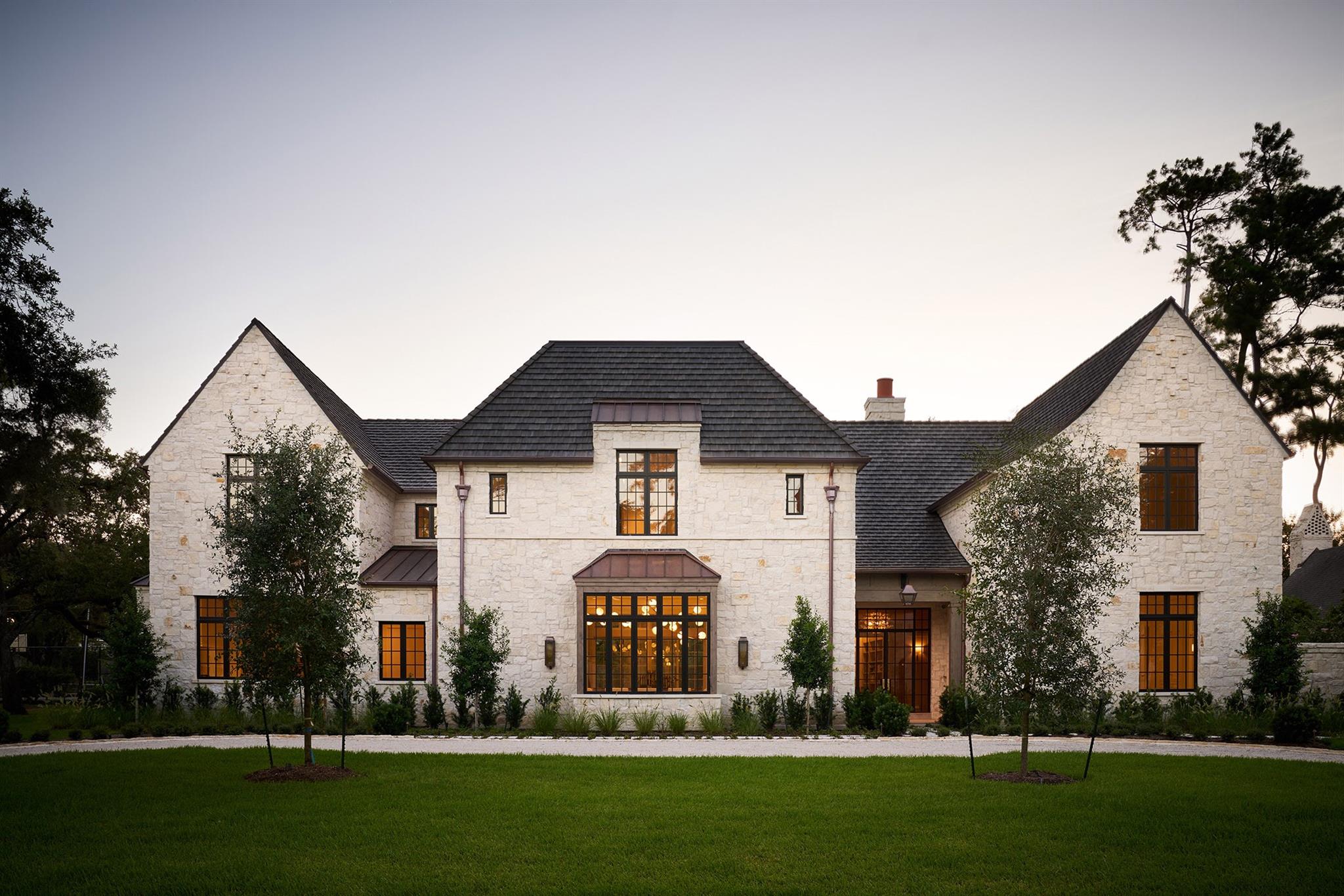 19 Willowron Drive
