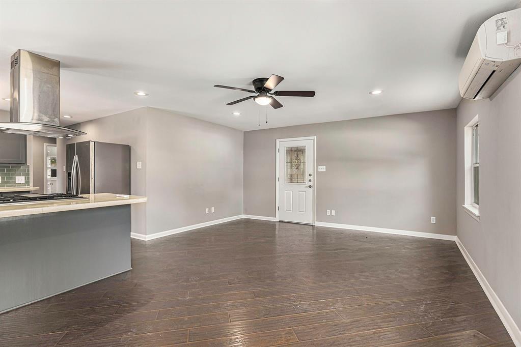 2902 Helberg Road