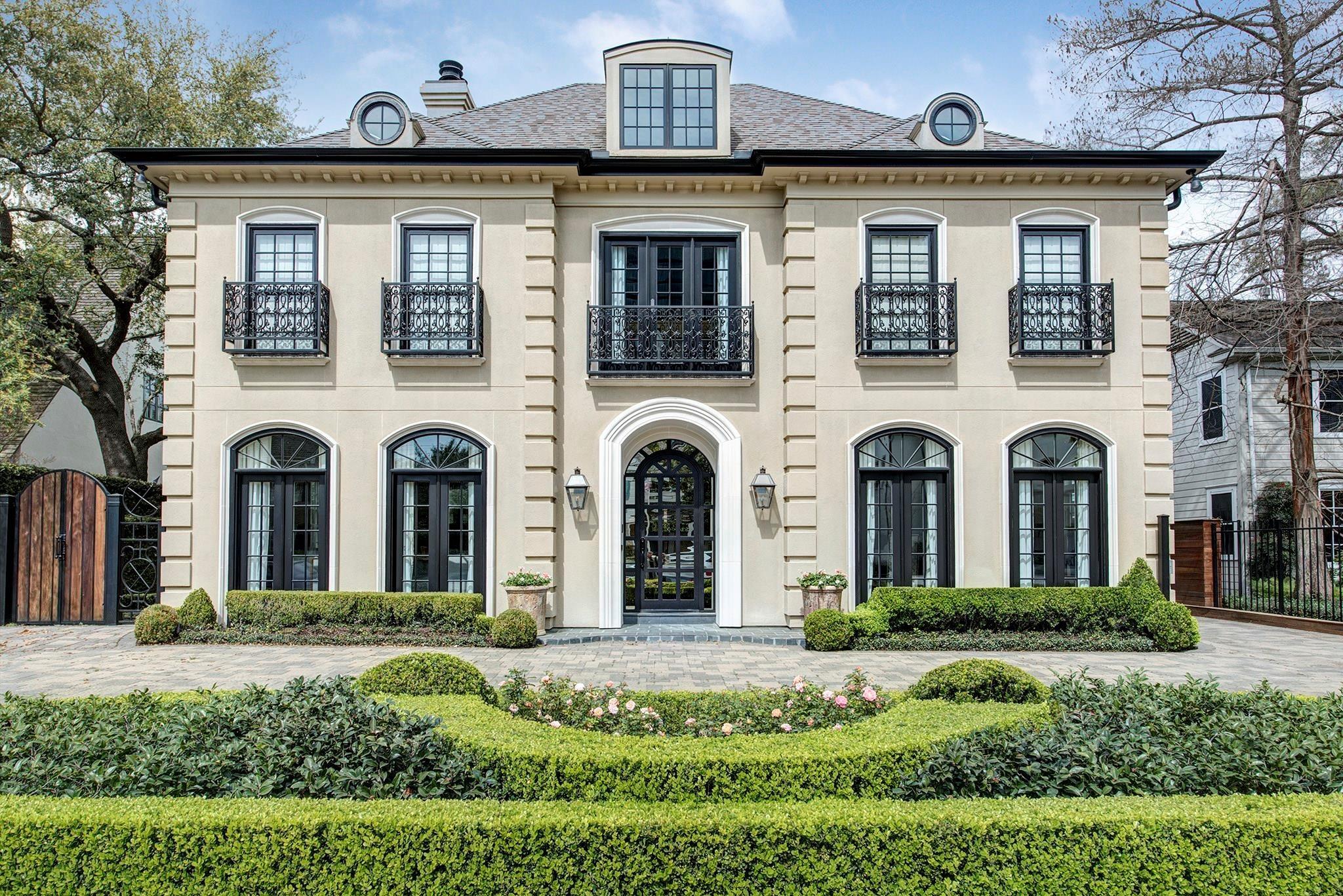 3440 Locke Lane