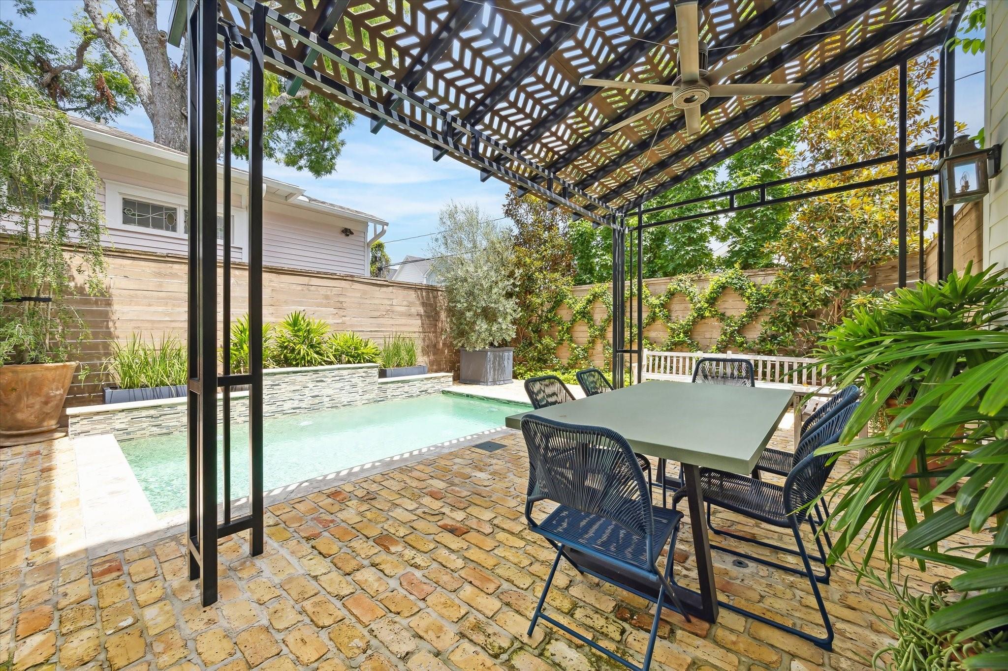 415 W 23rd Street